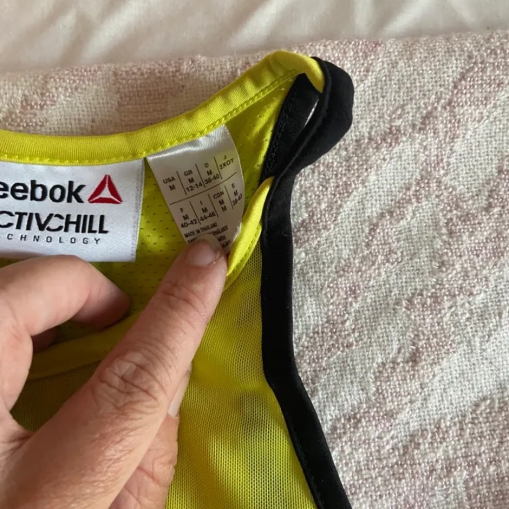 Reebok tank - Picture 2 of 2
